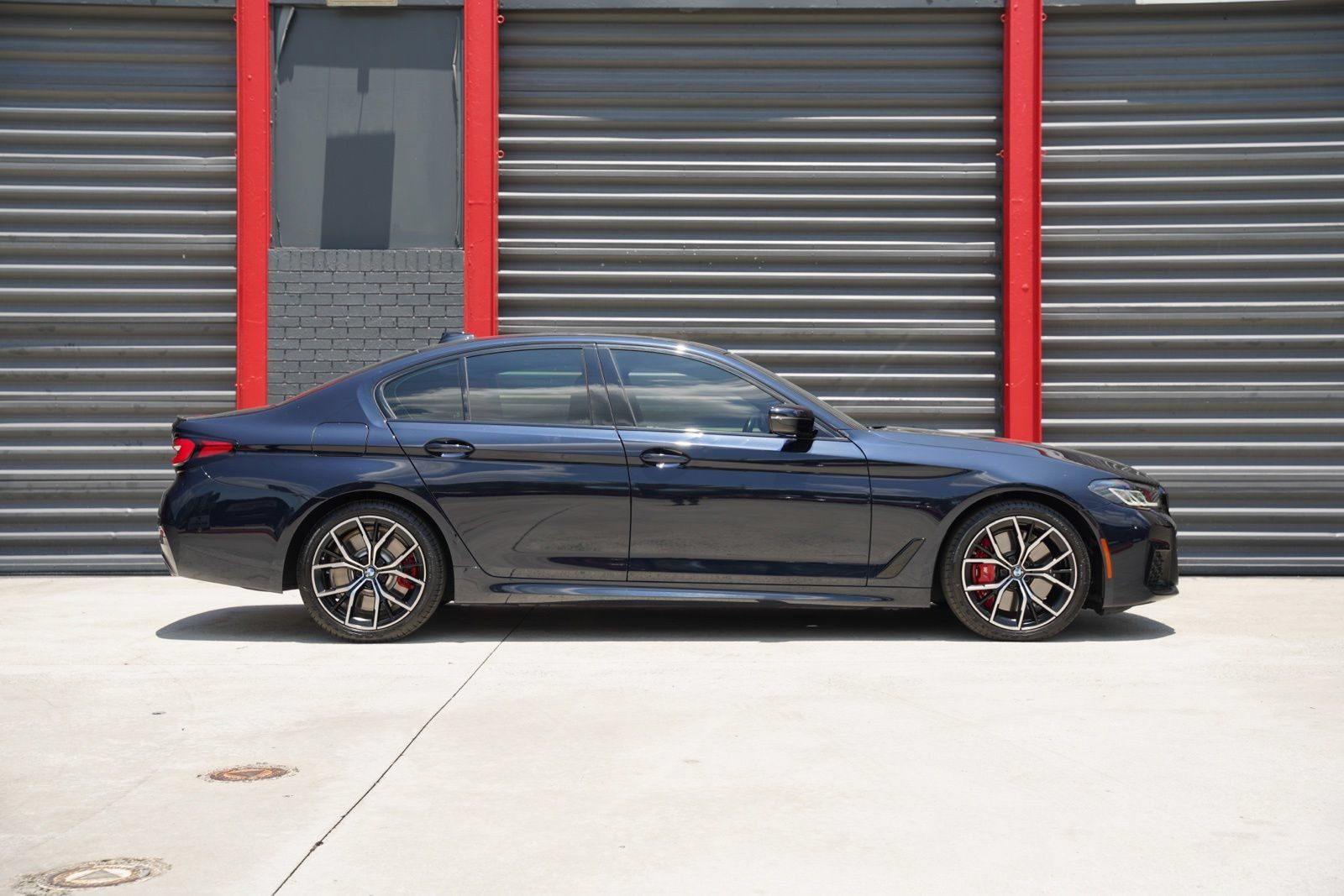 Used 2023 BMW 540i w/ M Sport Package RWD image 6