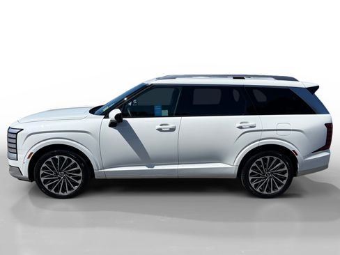 Certified 2026 Hyundai Palisade Calligraphy AWD/4WD image 2