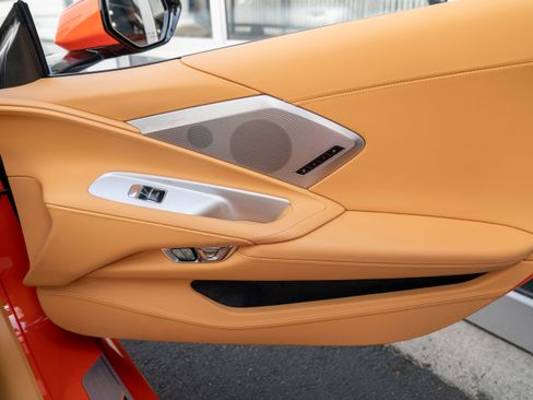 Used 2021 Chevrolet Corvette Stingray Premium Cpe w/ Z51 Performance Package image 29