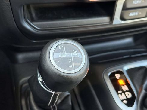 Used 2023 Jeep Wrangler Unlimited Sahara w/ Cold Weather Group AWD/4WD image 29