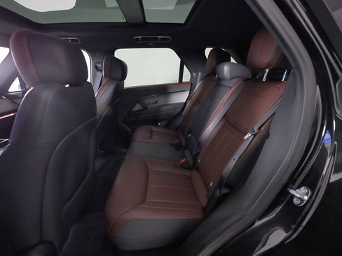 Used 2024 Land Rover Range Rover Sport Dynamic SE image 15