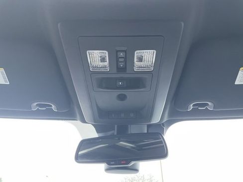 Used 2017 RAM 1500 Limited image 23