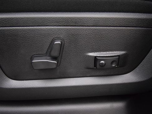 New 2026 RAM 2500 Big Horn AWD/4WD image 36