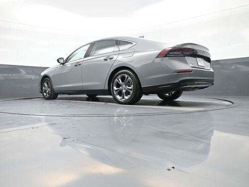 Certified 2025 Honda Accord EX-L image 31