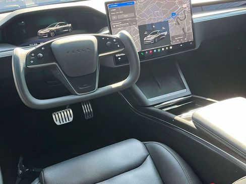 Used 2021 Tesla Model S Plaid AWD/4WD image 2
