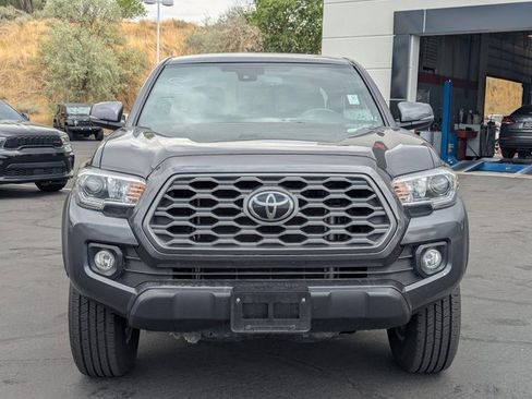Used 2023 Toyota Tacoma TRD Off-Road w/ Technology Package image 11
