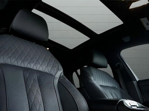 Used 2024 BMW X6 M60i image 79