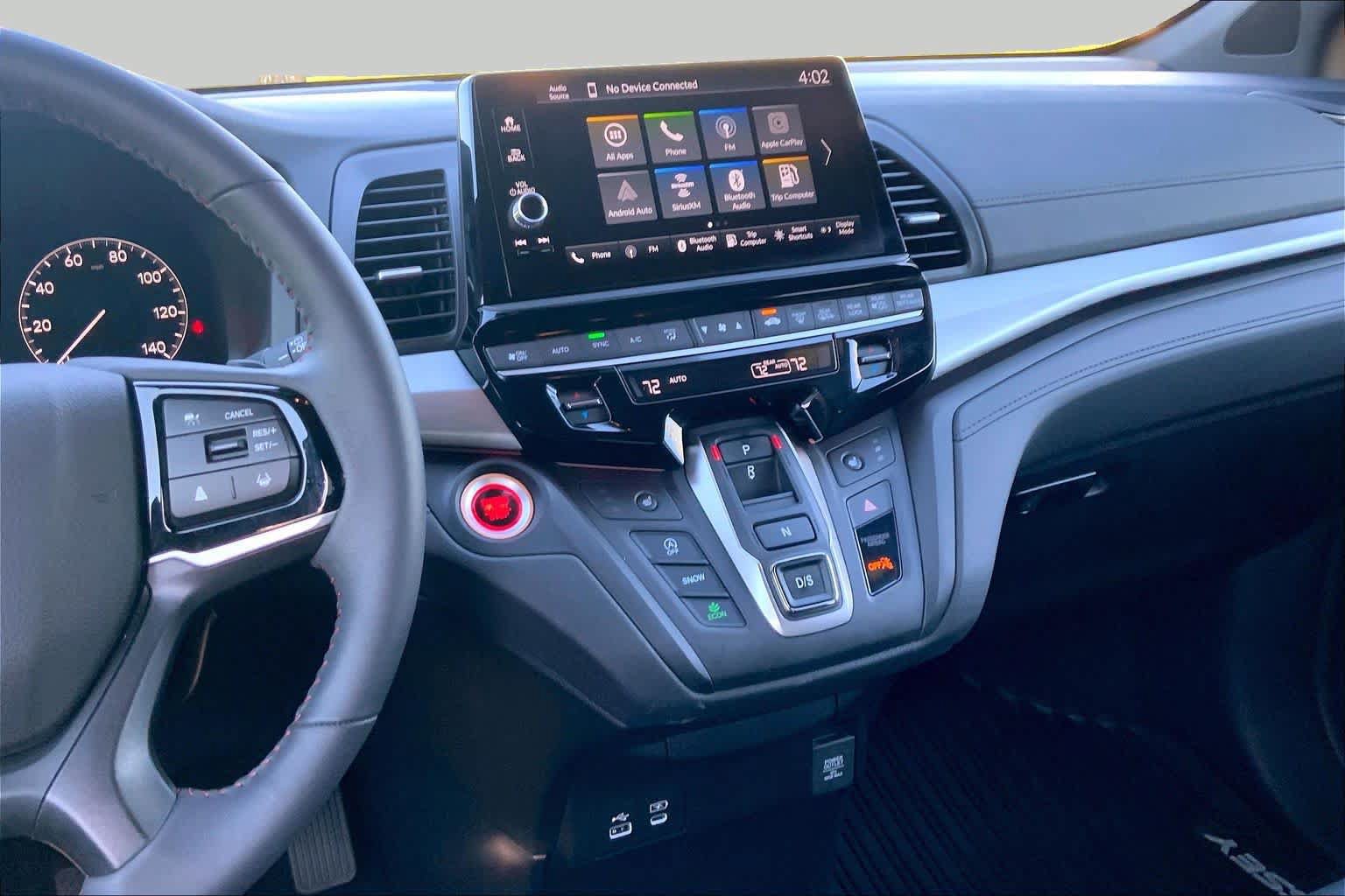 Used 2026 Honda Odyssey Sport-L image 6