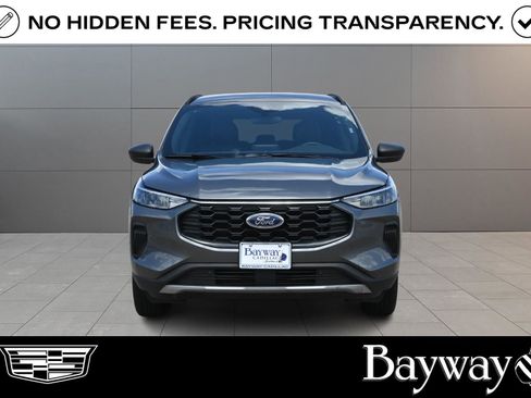 Used 2025 Ford Escape ST-Line AWD/4WD image 2