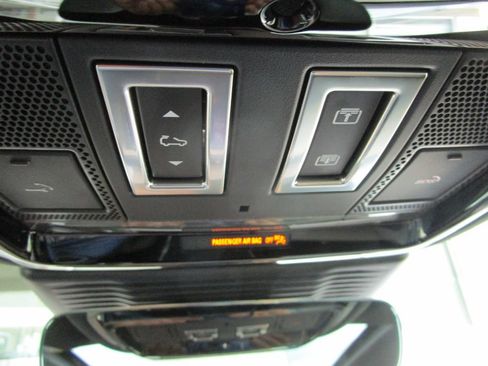 Used 2026 Land Rover Range Rover Velar Dynamic SE AWD/4WD image 45