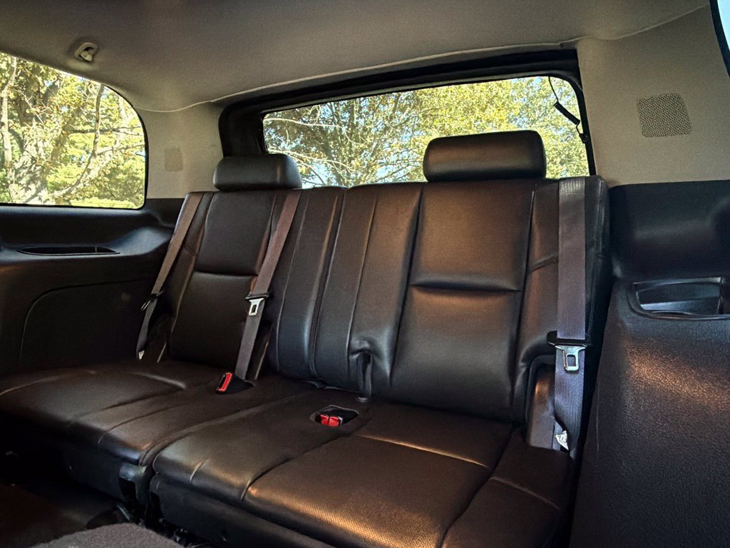 Used 2013 GMC Yukon Denali AWD/4WD image 24