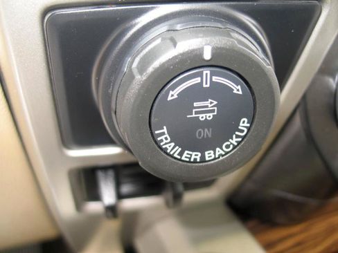 Used 2019 Ford F150 Lariat AWD/4WD image 46