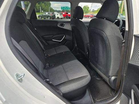 Used 2022 Kia Soul LX w/ Technology Package FWD image 20