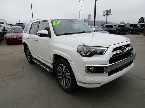 Used 2019 Toyota 4Runner Limited image 2