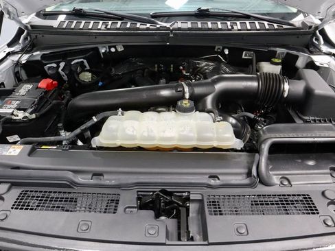 Certified 2024 Ford Expedition Max XLT image 18