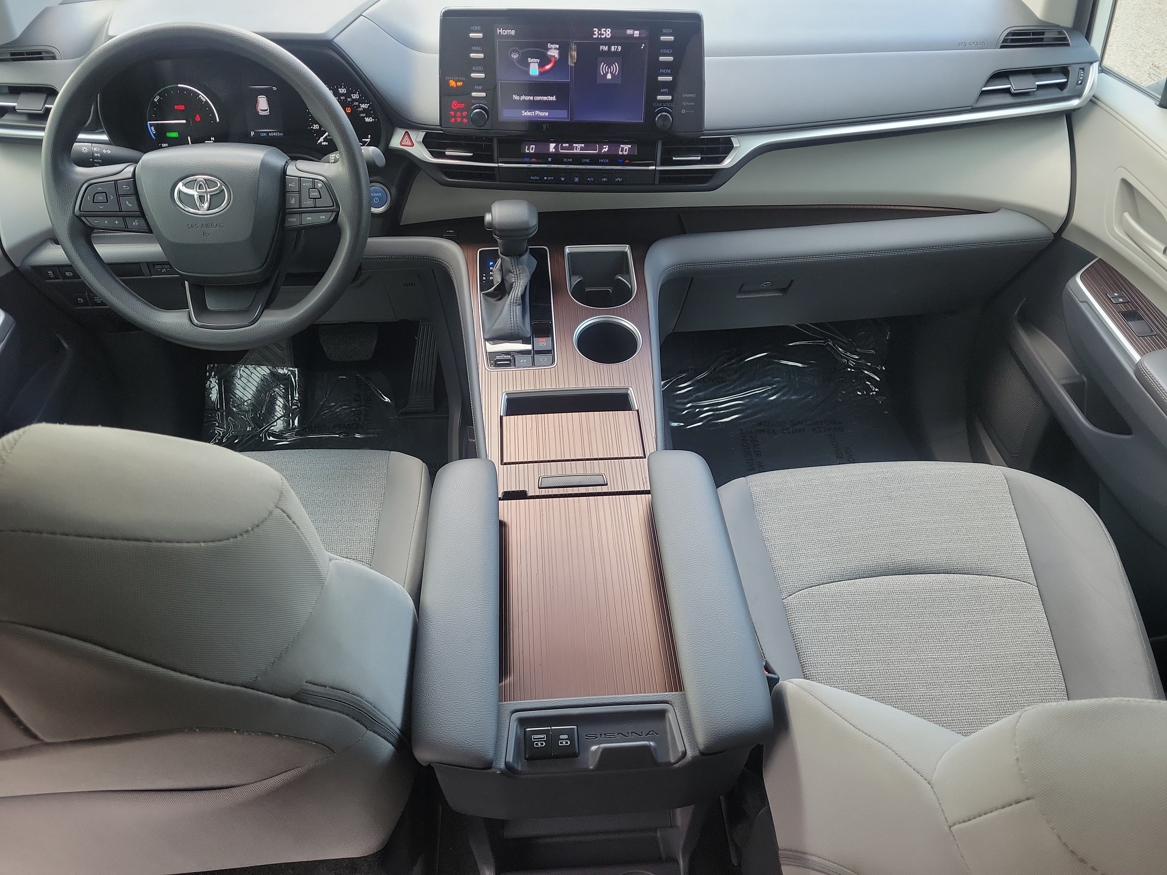 Used 2024 Toyota Sienna LE FWD image 20