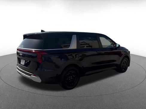 Used 2026 Kia Carnival FWD image 15