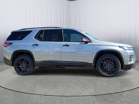 Used 2024 Chevrolet Traverse Premier w/ Redline Edition FWD image 2