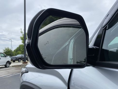 Used 2024 Toyota Tundra SR5 AWD/4WD image 39
