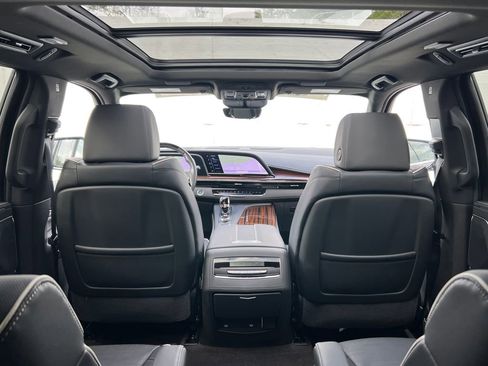 Certified 2023 Cadillac Escalade Premium Luxury image 39
