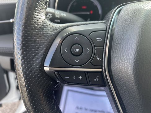 Used 2022 Toyota Avalon XSE image 21