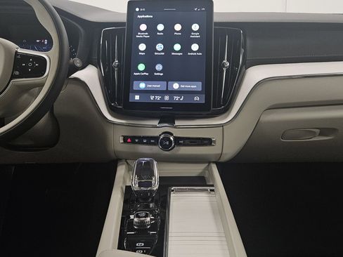 New 2026 Volvo XC60 B5 Ultra w/ Climate Package image 16