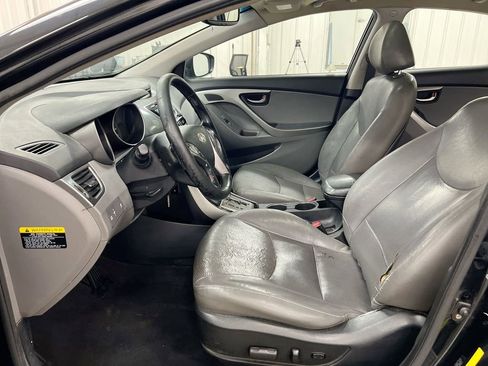 Used 2013 Hyundai Elantra Limited FWD image 19