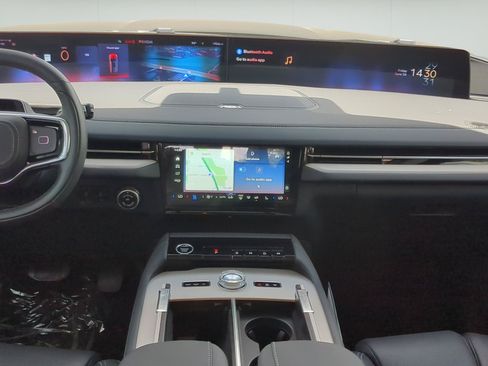 New 2026 Lincoln Navigator Premiere AWD/4WD image 23