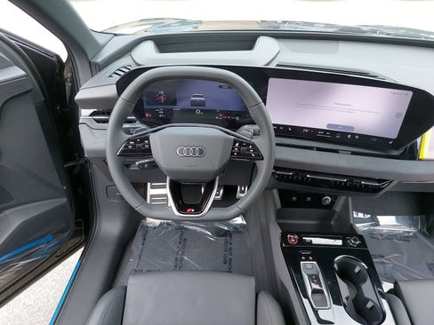 New 2027 Audi SQ6 e-tron Premium Plus AWD/4WD image 16