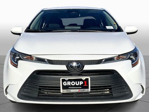 Used 2024 Toyota Corolla LE image 4