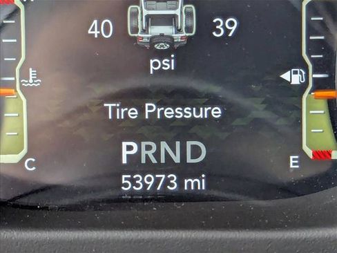 Used 2022 Jeep Wrangler Unlimited Sahara w/ Cold Weather Group AWD/4WD image 10