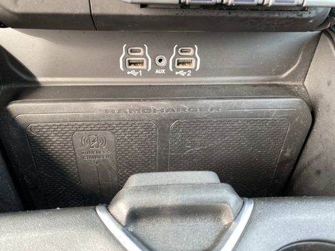 Used 2025 RAM 1500 Laramie image 15