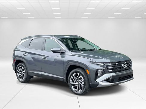 New 2026 Hyundai Tucson SEL Plus AWD/4WD image 1