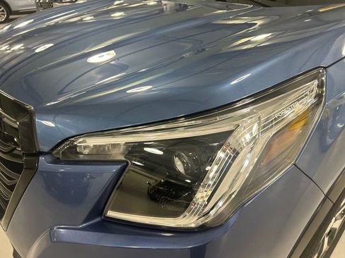 Certified 2023 Subaru Forester Premium image 7