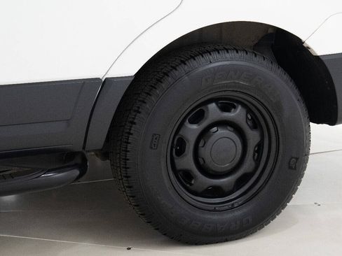 Used 2015 Ford Expedition XL RWD image 26