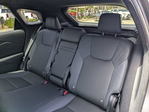 Used 2024 Lexus RX 350 FWD w/ Technology Package image 30