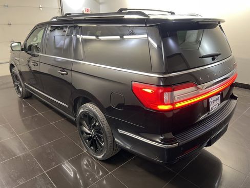 Used 2021 Lincoln Navigator L Reserve image 4
