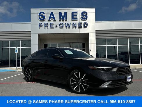 Used 2025 Honda Accord Touring image 1