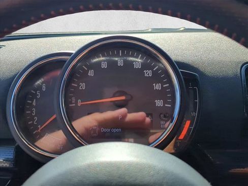 Used 2019 MINI Cooper Clubman S FWD image 9