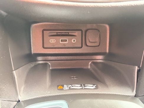 Used 2019 Chevrolet Equinox Premier AWD/4WD image 53
