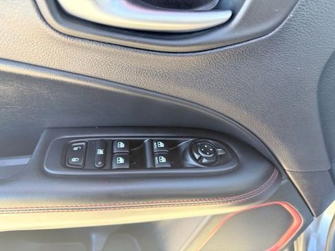 Used 2018 Jeep Compass Trailhawk w/ Leather Interior Group image 10