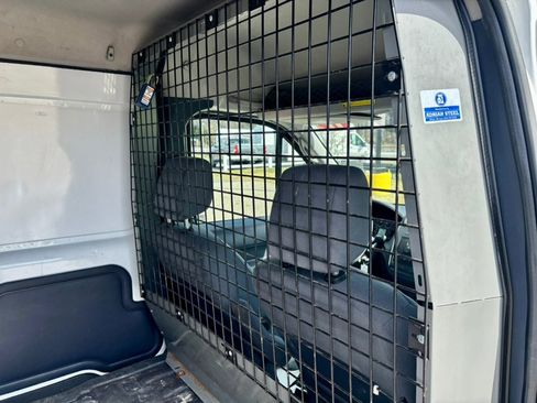 Used 2011 Ford Transit Connect XL image 26