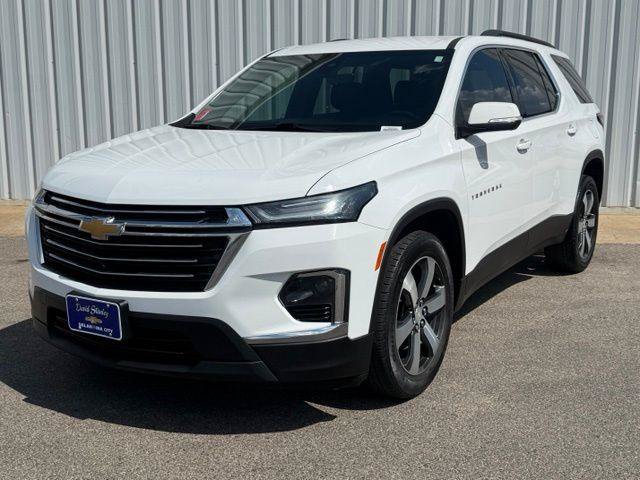 Used 2023 Chevrolet Traverse LT w/ LT Premium Package FWD image 1