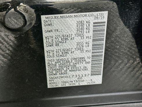 Used 2020 Nissan Rogue S FWD image 12