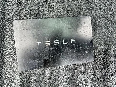 Used 2024 Tesla Model Y Long Range RWD image 28