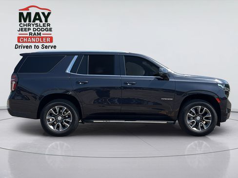 Used 2024 Chevrolet Tahoe LT w/ LT Signature Package RWD image 8