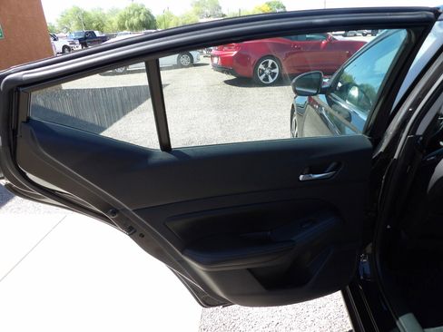 Used 2021 Nissan Altima 2.5 SR image 11