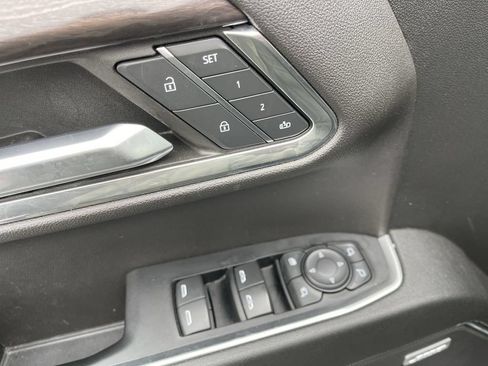 Used 2023 Chevrolet Silverado 1500 LTZ w/ LTZ Convenience Package II AWD/4WD image 13