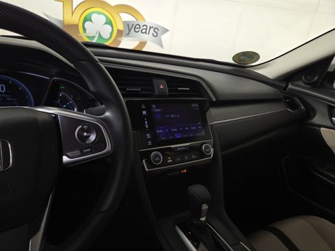 Used 2018 Honda Civic EX image 24