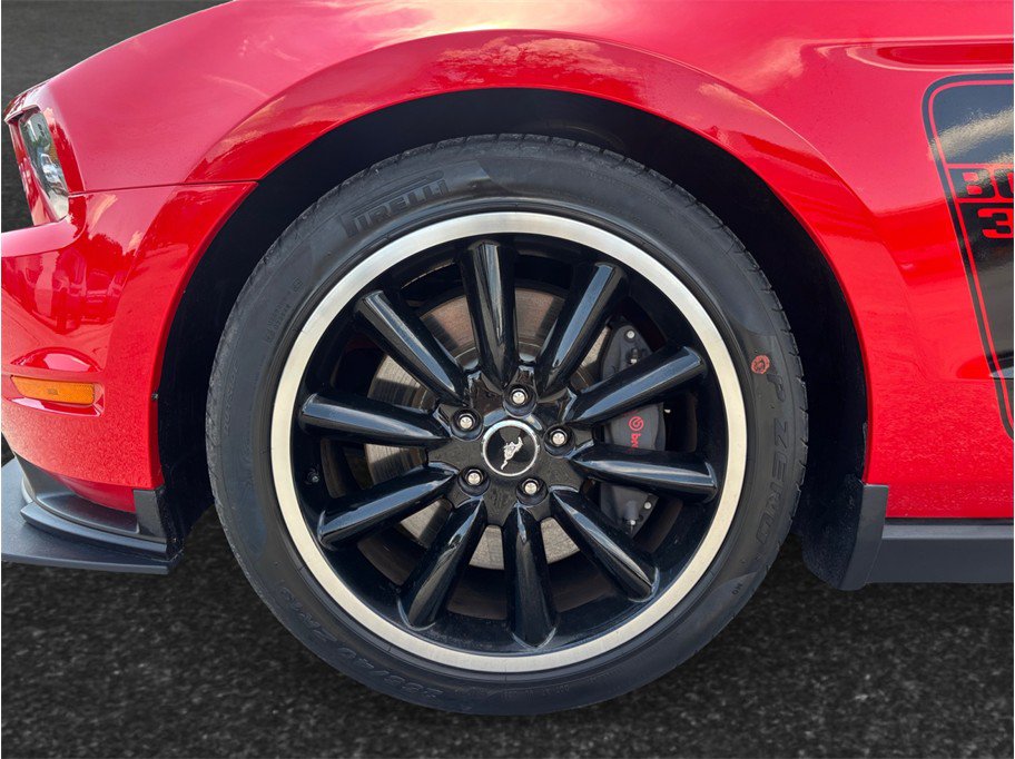 Used 2012 Ford Mustang Boss 302 w/ Boss 302 Accessory Pkg RWD image 12